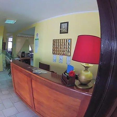 Aurora Hotel Scauri (Lazio)