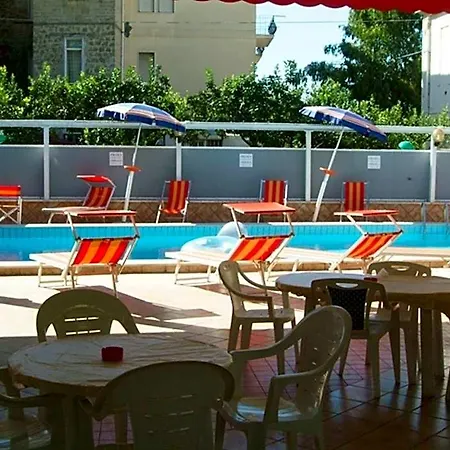 Hotel Aurora Scauri (Lazio)