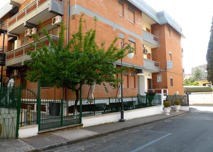 Aurora Hotell Scauri (Lazio)