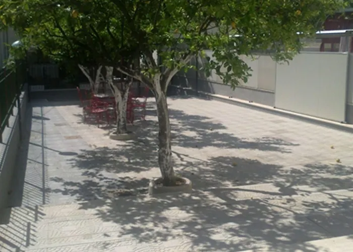 Aurora 2* Scauri (Lazio)