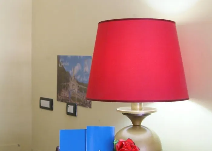 Aurora Scauri (Lazio)